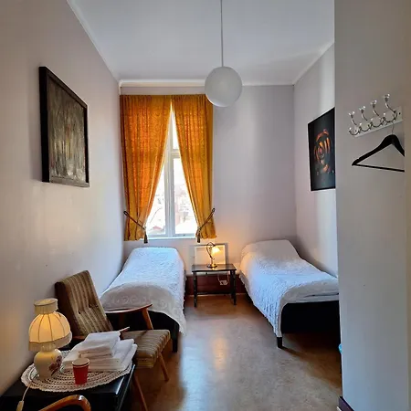 Tjotta Gjestegaard * Alstahaug